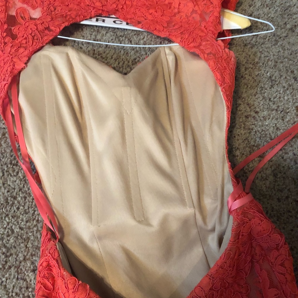 PROM DRESS - Picture 8 of 8